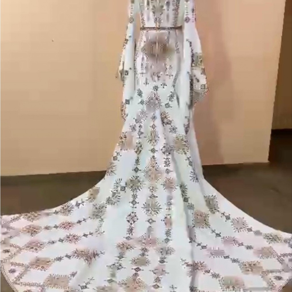 Embroidered Bridal White+Brown Dress/Thobe with Sheer matching embroidered Shawl - Picture 3 of 4